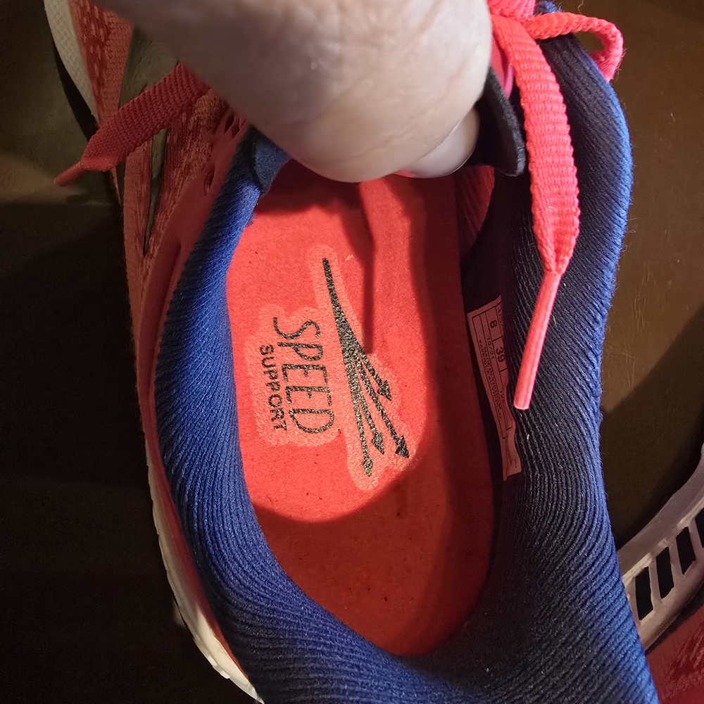 Brooks Women's Pink and Navy Running Shoes - Picture 7 of 8